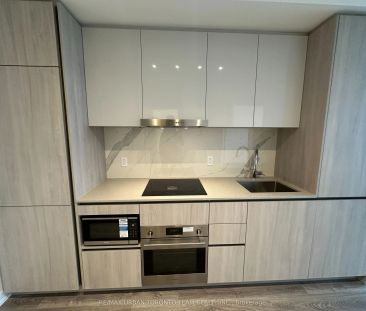 8 Interchange Way #5305 - Photo 3