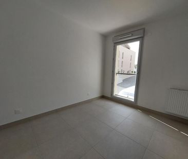 location Appartement T3 DE 63.71m² À MARTIGUES - Photo 2