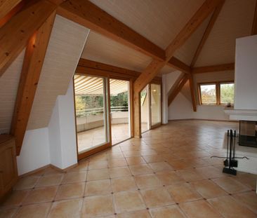 Duplex/two-level - Photo 3