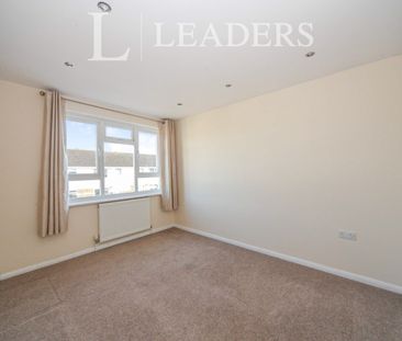 3 bedroom house to rent Beale Street, Dunstable, Bedfordshire, LU6 - Photo 5