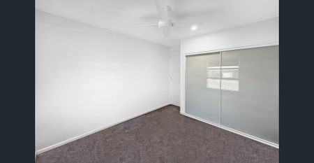 Modern 2-Bedroom Granny Flat in Beautiful Moonee Beach - Photo 2