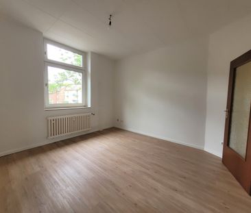 Renovierte 2-Zimmer-Wohnung sucht neue Mieter! Besichtigungstermine sind ab dem 01.10.24 möglich - Photo 1