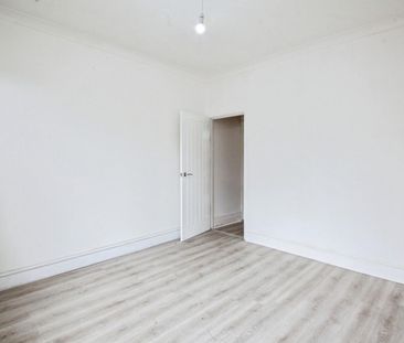 4 bedroom House To Let - Photo 1