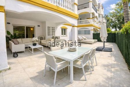 Alquiler de piso en Dama de Noche - Photo 3