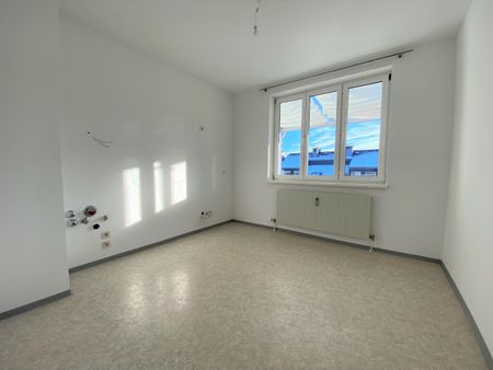 Großzügige 3-Zimmer Wohnung mit sonniger Loggia - Foto 4