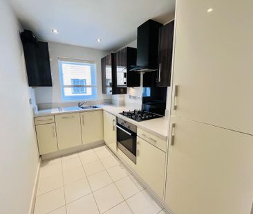 2 bedroom flat to rent - Photo 4