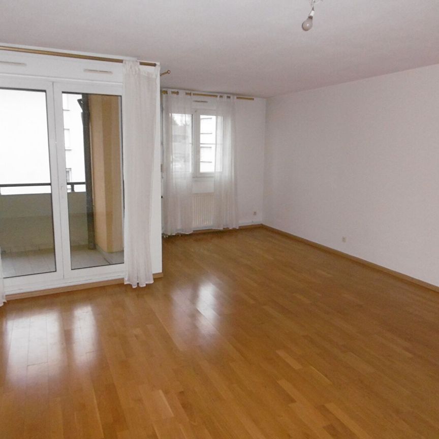Location Appartement 3 pièces 84m² - Photo 1