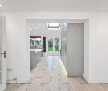 3 bedroom terraced house to rent - Photo 5