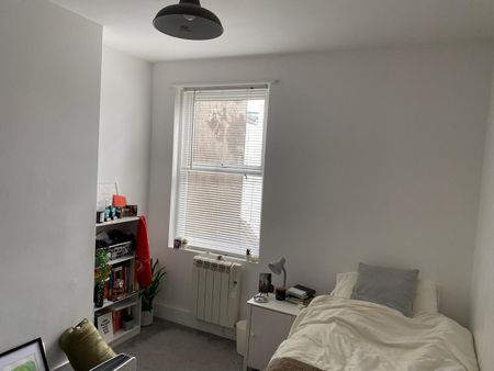 2 Bed Flat, Lowther Road, BN1 - Photo 5