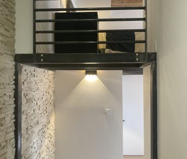 Location Appartement 1 pièce 43m² LYON 4ème - Photo 4