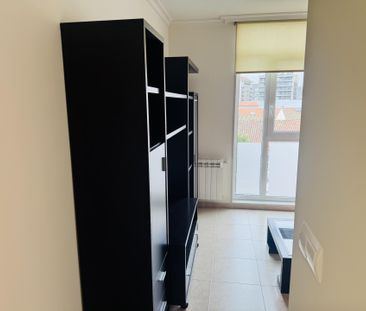 Piso de alquiler en Rúa Da Choupana, 8, Campus Sur - Santa Marta - Photo 4