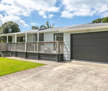 Charming 3-Bedroom Home in Tranquil Whiritoa - Photo 5