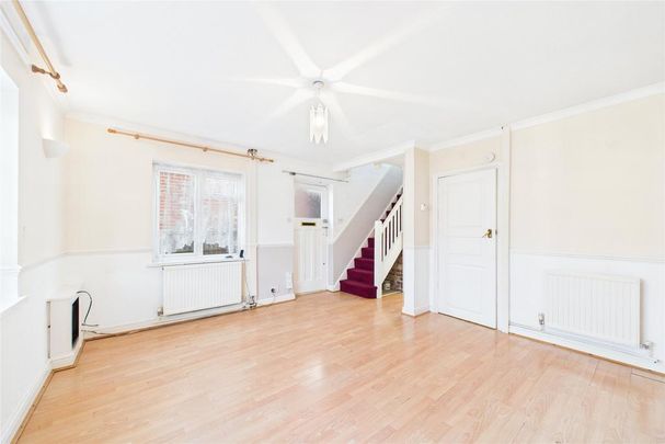 2 bedroom semi-detached house to rent - Photo 1