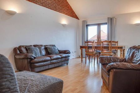 7 Silverstream Court, Bangor, BT20 3LD - Photo 2