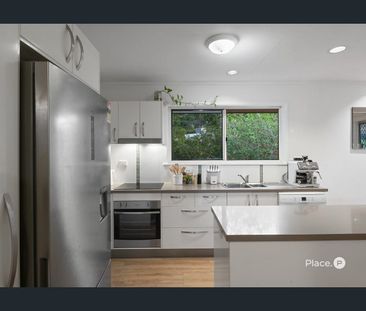 Tranquil Cul-De-Sac Retreat! - Photo 2