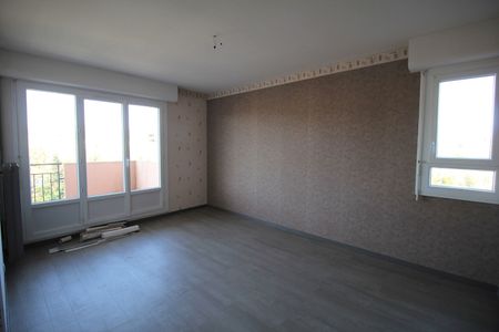 Location Appartement 2 pièces 56m² - Photo 4