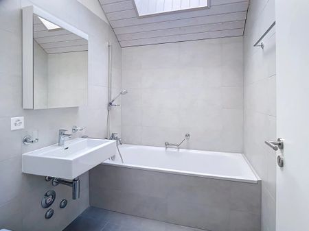 Spacious and bright 3.5 room apartment - Photo 5