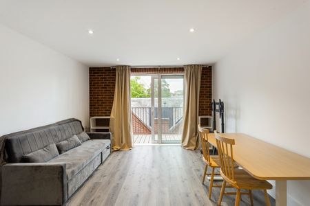 2 bedroom flat to rent - Photo 3