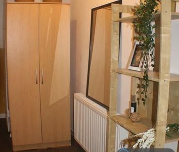 1 bedroom in a house share to rent - Photo 6