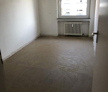 Moderne 3-Zimmer-Wohnung mit Balkon in Duisburg Wehofen! - Foto 1