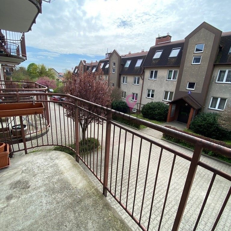 DUŻA KAWALERKA NA WYNAJEM NA WARSZEWIE - Zdjęcie 1