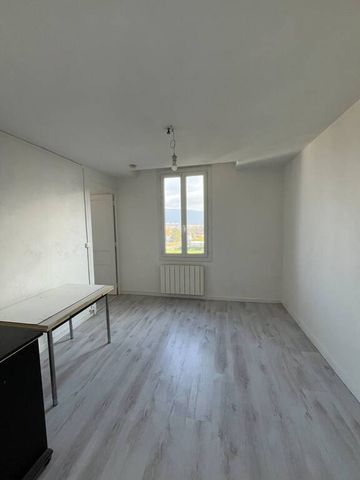 Location appartement Tullins 38210 25.57 m² - Photo 2