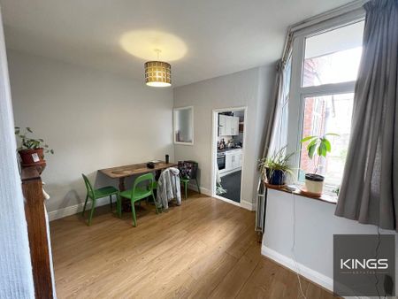 4 bedroom terraced house to rent - Photo 4