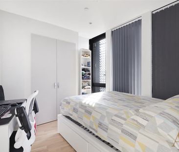 Ceramic Building, Newington Causeway, London - Photo 6