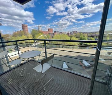Whitehall Waterfront, 2 Riverside Way, Leeds - Photo 1