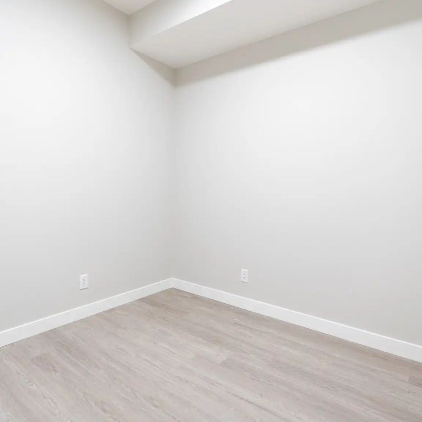 Enzo 17th - Up to $3000 in savings — Unit F - Photo 1