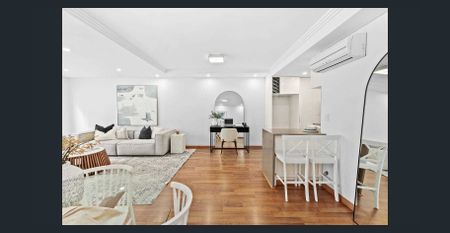 Spacious Living with Modern Comforts and Timeless Appeal - Photo 3