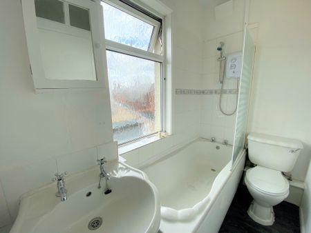 Hanbury Street, Ashton-on-Ribble - Photo 4