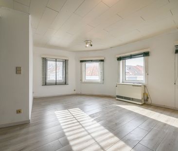 Karaktervolle gezinswoning nabij centrum Kortrijk - Foto 3