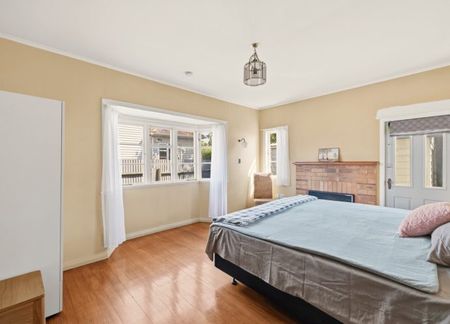 Central Superb - Photo 5