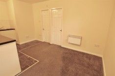 Southend Terrace, Sheriff Hill, Gateshead - Photo 1