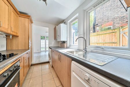 Portman Road, Kingston Upon Thames, KT1 - Photo 2