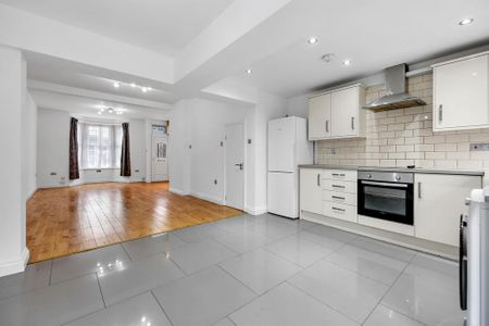 5 bedroom terraced house to rent - Photo 5