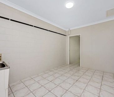 1/10 Orchid Street, Cranbrook - Photo 1