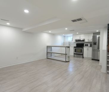 For Lease - 1070 Fergus Avenue Unit# Lower, Mississauga, Ontario - Photo 1