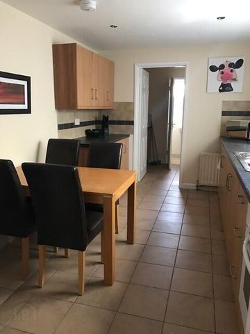 **student Property**, 20 Barry Street, Derry, BT48 7PJ - Photo 4