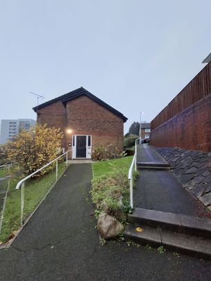 2 bed over 55’s flat. Accessed by many steps, good mobility essential, Devon View **Apply online ** - Photo 1