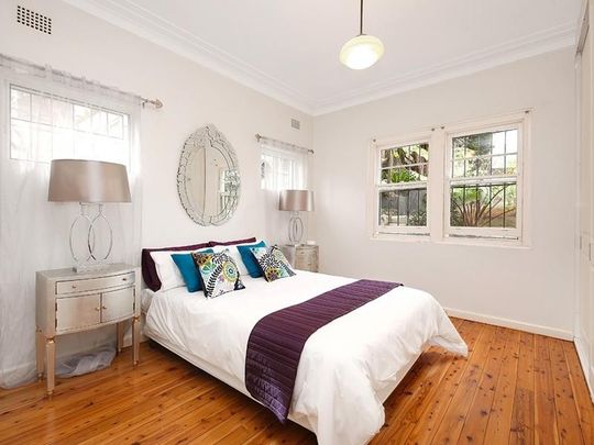 Serene Bushland Setting, Stroll to Coogee Beach - Photo 1