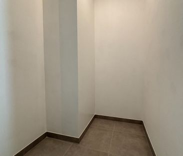 Knusse nieuwbouwwoning te huur in Sijsele - Photo 3