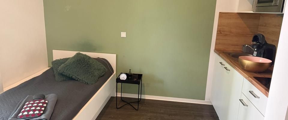 Vollmöblierte Wohnung mit Terrasse – Untermiete bis Ende Februar - Foto 1