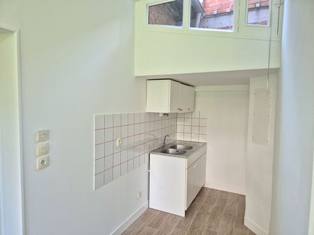 A LOUER Appartement 50000 Saint-Lô 3 pièce(s) 45.77 m² - Photo 2