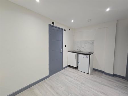 Hawthorn Way, Shepperton TW17, London - Photo 3