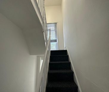 3 Bed Flat, St. Mary Street, SO14 - Photo 6