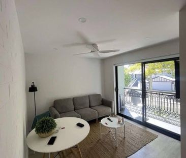 East Brisbane - Photo 3