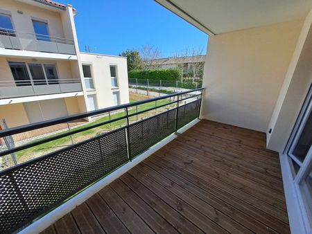 Location Appartement 3 pièces 64m² MONTRABE 31850 - Photo 4