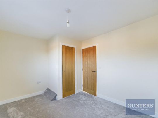 Reddings Park, The Reddings, Cheltenham - Photo 1